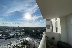 13499 Biscayne, North Miami, FL 33181 - Photo 19