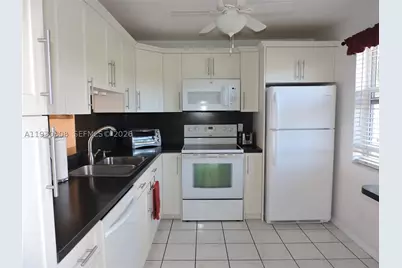 324 SE 10th #207, Dania Beach, FL 33004 - Photo 7