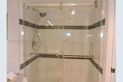 324 SE 10th #207, Dania Beach, FL 33004 - Photo 17