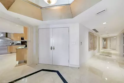 2600 Island #703, Aventura, FL 33160 - Photo 5