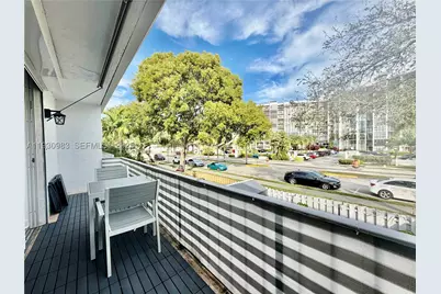 934 NE 27th, Hallandale, FL 33009 - Photo 29