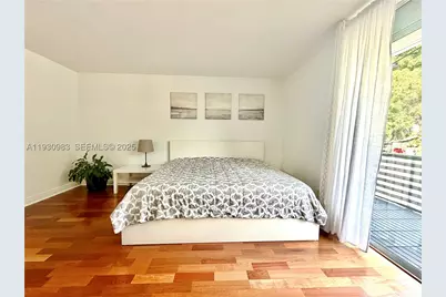 934 NE 27th, Hallandale, FL 33009 - Photo 25