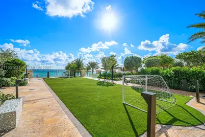 17901 Collins #1002, Sunny Isles Beach, FL 33160 - Photo 31