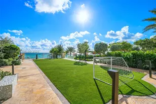 17901 Collins, Sunny Isles Beach, FL 33160 - Photo 31