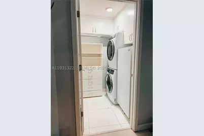 851 NE 1st #2212, Miami, FL 33132 - Photo 33