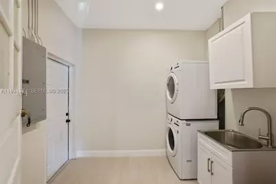 3760 Royal Palm, Miami Beach, FL 33140 - Photo 35