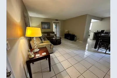 251 SW 134th #314M, Pembroke Pines, FL 33027 - Photo 3