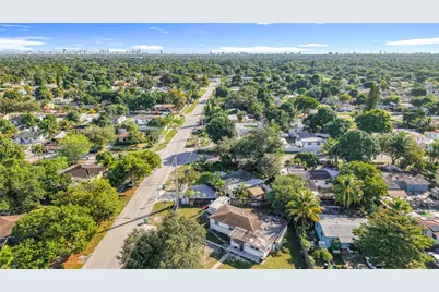 1860 NW 127th, Miami, FL 33167 - Photo 43