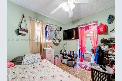 1860 NW 127th, Miami, FL 33167 - Photo 25
