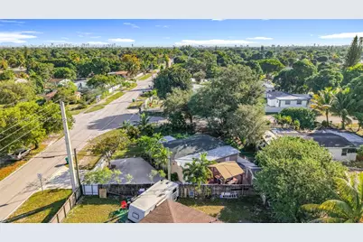 1860 NW 127th, Miami, FL 33167 - Photo 41