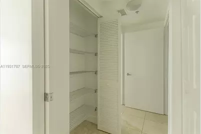 335 S Biscayne #2710, Miami, FL 33131 - Photo 19