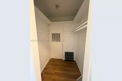 1530 NE 191st #205, Miami, FL 33179 - Photo 13