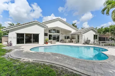 550 NW 110th, Plantation, FL 33324 - Photo 5