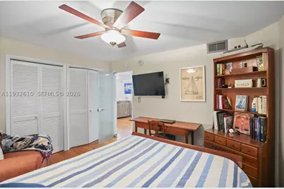 6423 Collins #1005, Miami Beach, FL 33141 - Photo 21