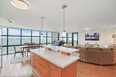 6423 Collins #1005, Miami Beach, FL 33141 - Photo 39