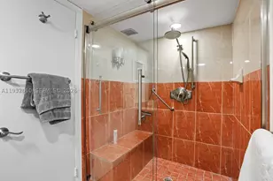 6423 Collins, Miami Beach, FL 33141 - Photo 23