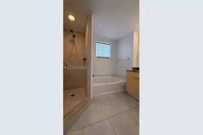 1830 Radius #915, Hollywood, FL 33020 - Photo 13