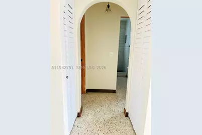 910 SW 4th #3, Miami, FL 33130 - Photo 9