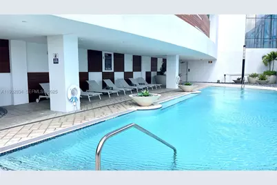 851 NE 1st #412, Miami, FL 33132 - Photo 35