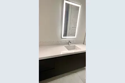 851 NE 1st #412, Miami, FL 33132 - Photo 27