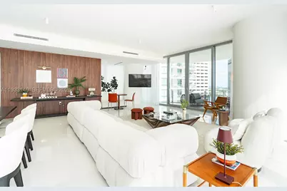 300 Biscayne Blvd #1901, Miami, FL 33131 - Photo 13