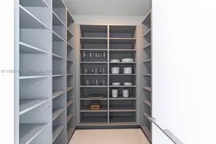 300 Biscayne Blvd, Miami, FL 33131 - Photo 23