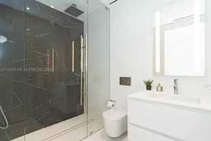 300 Biscayne Blvd, Miami, FL 33131 - Photo 41