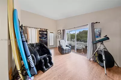 8040 Tatum Waterway #11, Miami Beach, FL 33141 - Photo 11