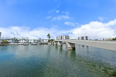 8040 Tatum Waterway #11, Miami Beach, FL 33141 - Photo 29