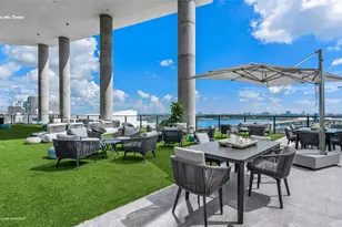 398 NE 5th, Miami, FL 33132 - Photo 7