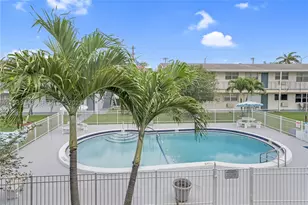 7401 Pines, Pembroke Pines, FL 33024 - Photo 29