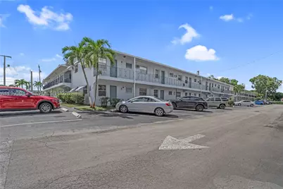 7401 Pines #221, Pembroke Pines, FL 33024 - Photo 33