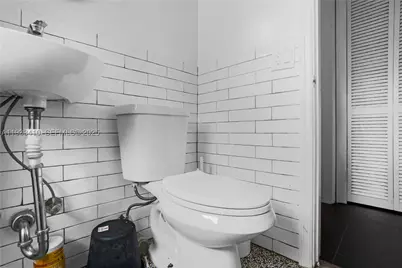 9210 NW 4th, Miami, FL 33150 - Photo 29