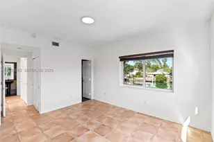 1925 Calais, Miami Beach, FL 33141 - Photo 27