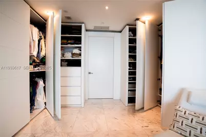 1331 Brickell Bay #1609, Miami, FL 33131 - Photo 37
