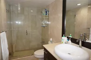 19390 Collins, Sunny Isles Beach, FL 33160 - Photo 17