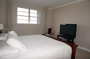 19390 Collins, Sunny Isles Beach, FL 33160 - Photo 19