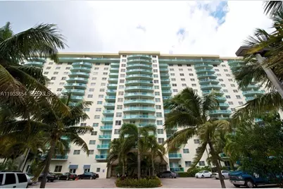 19390 Collins #PH-26, Sunny Isles Beach, FL 33160 - Photo 33