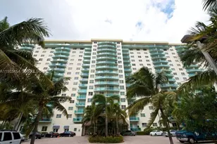 19390 Collins, Sunny Isles Beach, FL 33160 - Photo 33