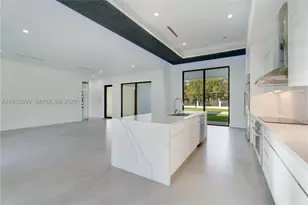 10398 SW 64th, Miami, FL 33173 - Photo 15