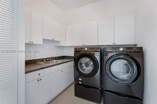 10398 SW 64th, Miami, FL 33173 - Photo 29