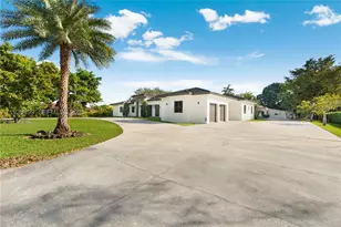 10398 SW 64th, Miami, FL 33173 - Photo 7