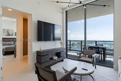 159 NE 6th #5015, Miami, FL 33132 - Photo 9