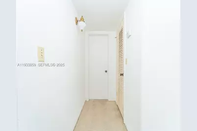 2855 Leonard #H607, Aventura, FL 33160 - Photo 9