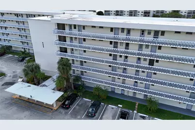 2855 Leonard #H607, Aventura, FL 33160 - Photo 3