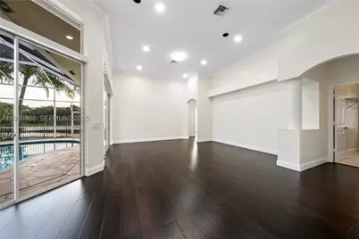 2893 Oakbrook, Weston, FL 33332 - Photo 17