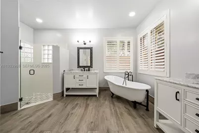 2893 Oakbrook, Weston, FL 33332 - Photo 15