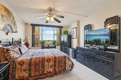 4350 Hillcrest #702, Hollywood, FL 33021 - Photo 15
