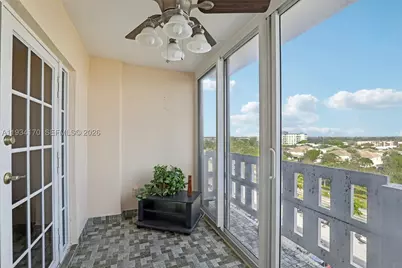4350 Hillcrest #702, Hollywood, FL 33021 - Photo 23