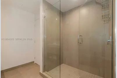 11 NE 6 #1407, Miami, FL 33132 - Photo 35